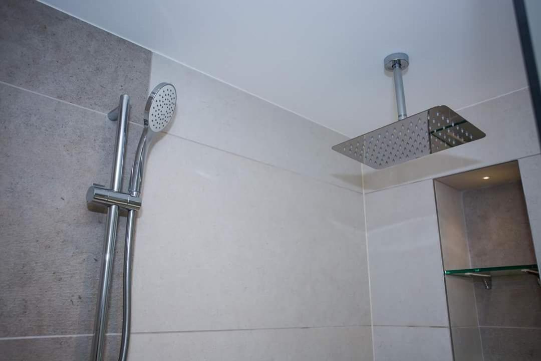 Unique 2 Bed * Londres